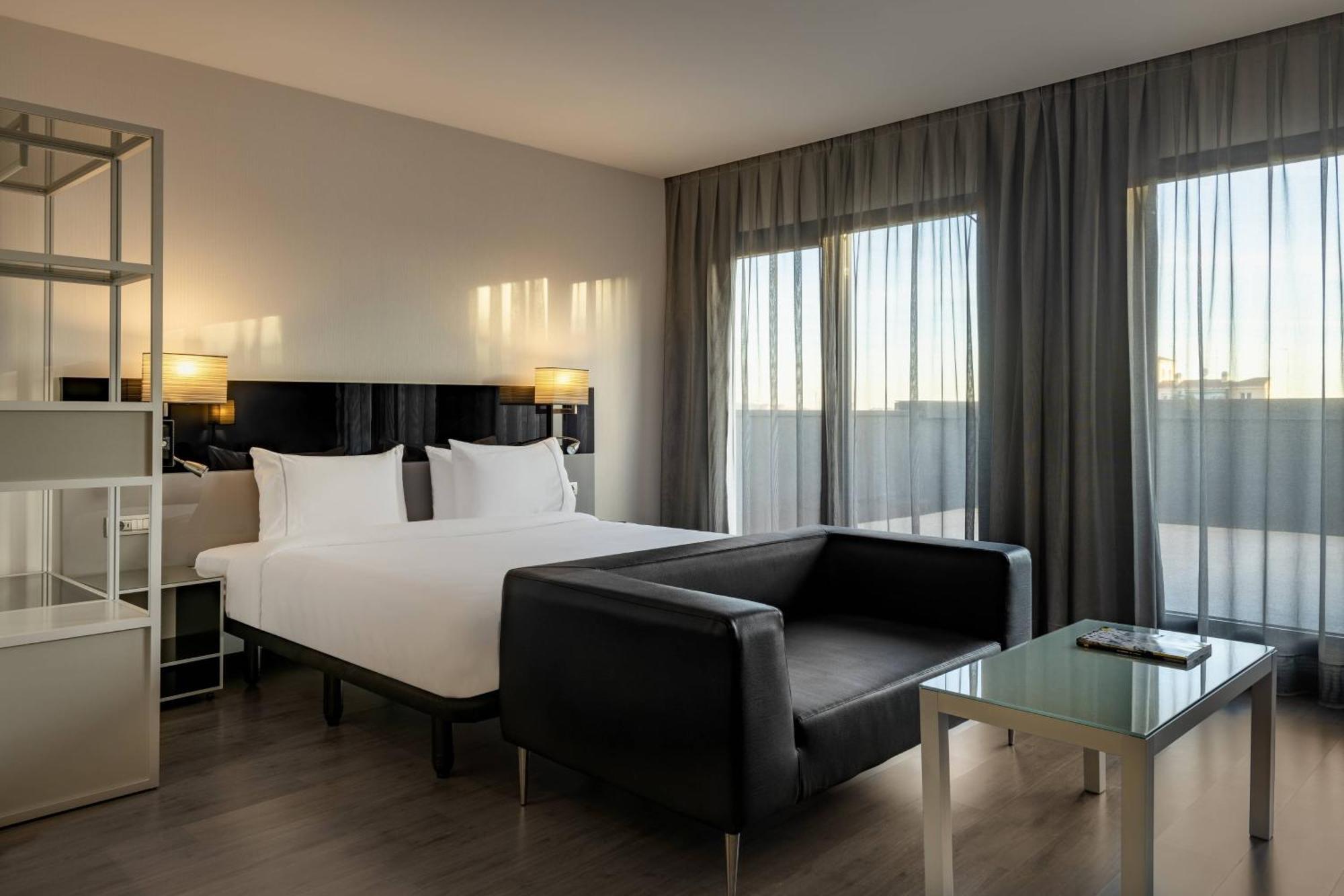 Ac Hotel Atocha By Marriott Madrid Exteriér fotografie